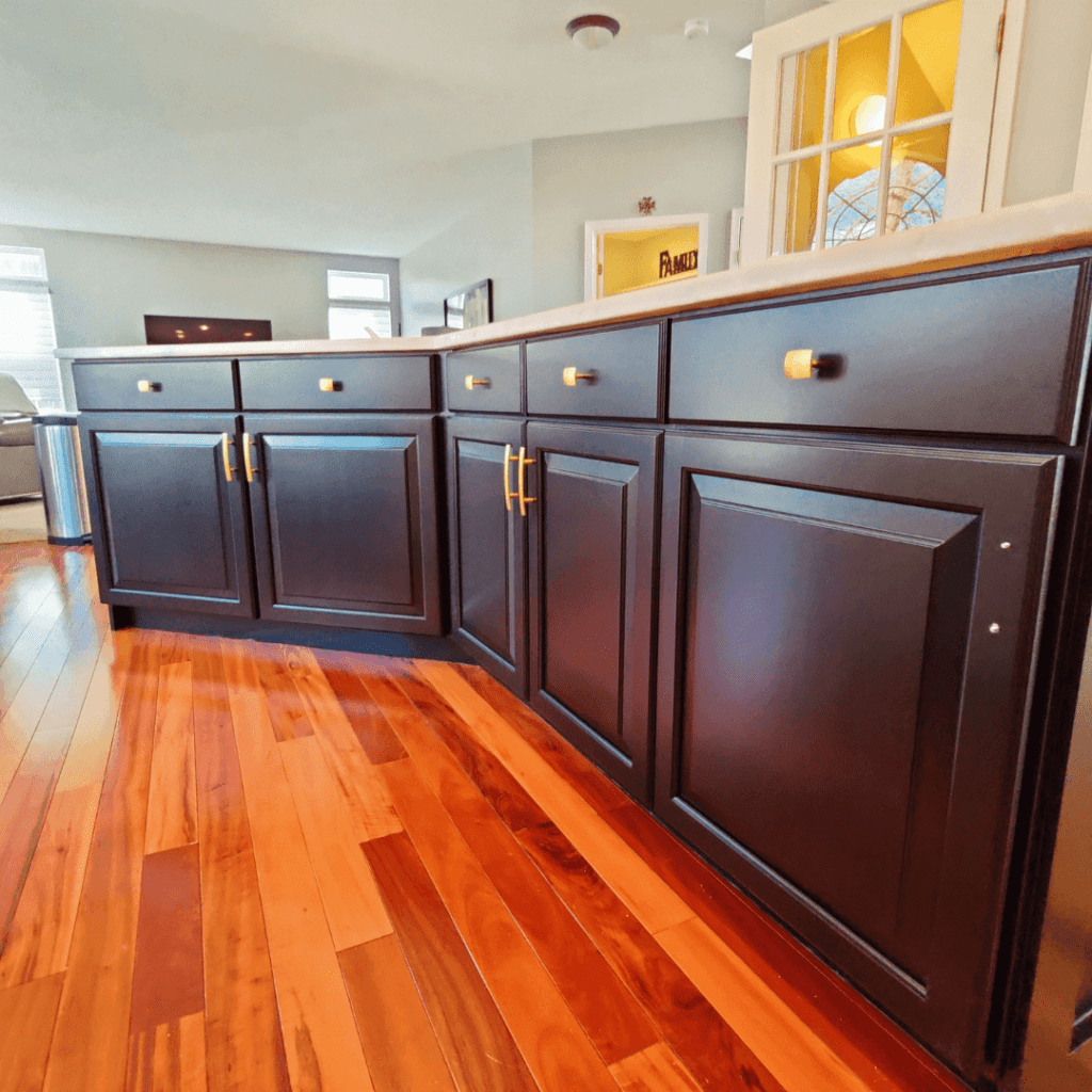 Avon Service_Cabinets